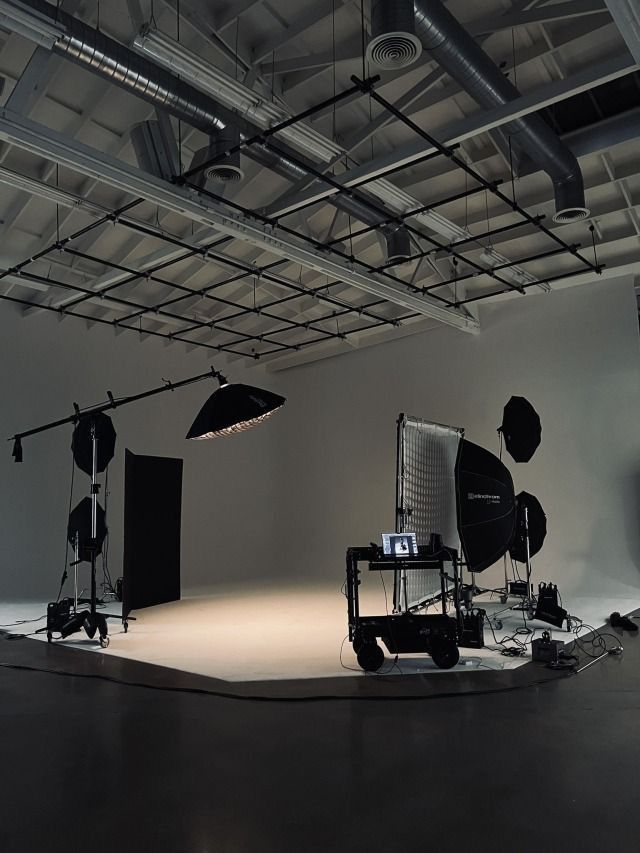 Behind the scenes of a professional photo shoot